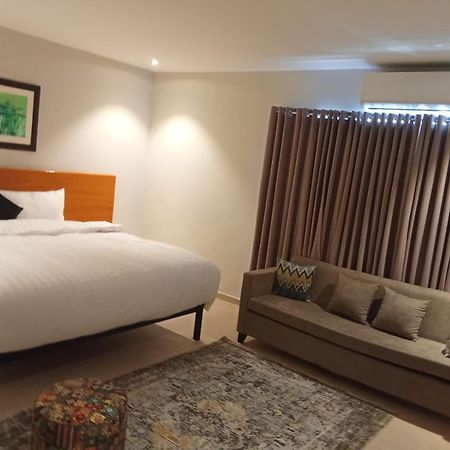 The Avenue Hotel Islamabad Esterno foto
