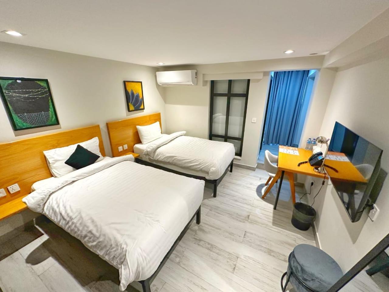 The Avenue Hotel Islamabad Esterno foto